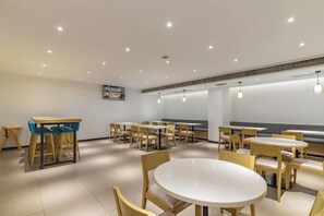 Dining - Elong ME Hotel (Nanjing Lishui Airport Road) (Nanjing)