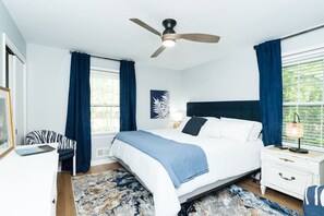 3 bedrooms, iron/ironing board, free WiFi, bed sheets