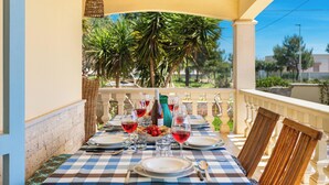 Outdoor dining - 3885 Villa La Mimosa by Barbarhouse (Avetrana)