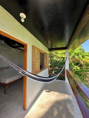 Property grounds - Silversands retreat cabana (Big Corn Island)