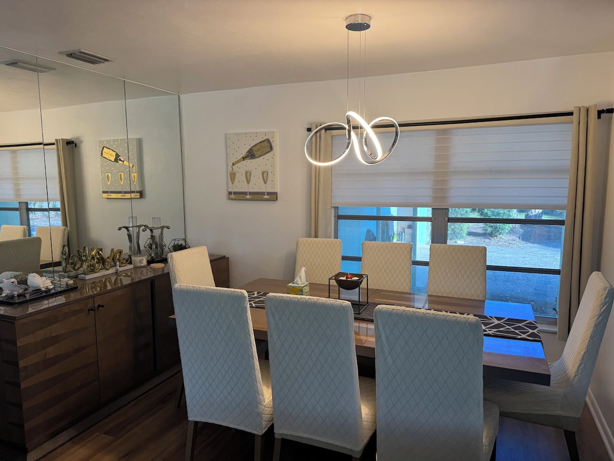 Photo 10 of Exclusive Moorings home is awaiting !