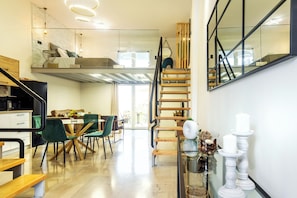 Deluxe Apartment, Sea View (Sofianna) | 2 bedrooms, soundproofing, iron/ironing board, free WiFi - Victoria Suites Corfu (Corfu)