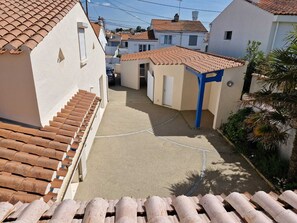 Enceinte de lâhĂ©bergement