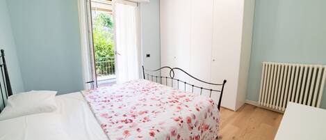 2 soverom, strykejern/-brett, wi-fi og sengetøy