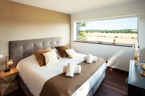 1 室のベッドルーム、旅行用ベビーベッド、WiFi (無料)、ベッドシーツ