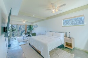 4 bedrooms, iron/ironing board, WiFi, bed sheets - Canopy of Helotes (Helotes)