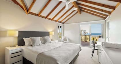 Mariners Rest Stunning Seaview