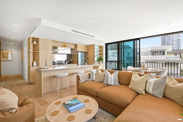 Smart TV, offices