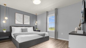 Unclassified image, 5 of 42, button - 10 BD/ 8 BA/ Windsor Cay (16392 SK) (Clermont)