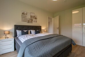 2 chambres, lit parapluie, Wi-Fi gratuit
