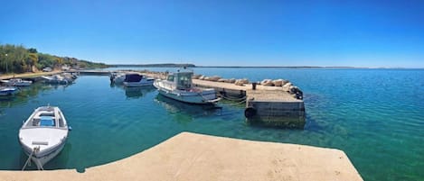 Vue depuis lâhĂ©bergement