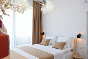Villa Luxe, 4 chambres, piscine privée, vue mer | 4 chambres, draps en coton égyptien, literie de qualité supérieure