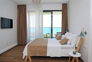 Luxury-Villa, 4 Schlafzimmer, eigener Pool, Meerblick | 4 Schlafzimmer, Bettwäsche aus ägyptischer Baumwolle