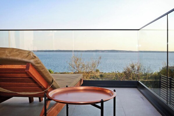 Luxury-Villa, 4 Schlafzimmer, eigener Pool, Meerblick | Ausblick vom Zimmer