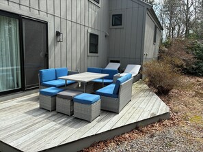 Outdoor dining - New Seabury FULLY RENOVATED  beach house. Great location, pet friendly! (Mashpee)
