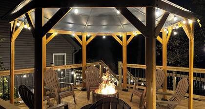 Hilltop Haven: Mountain Views & Peaceful Retreat