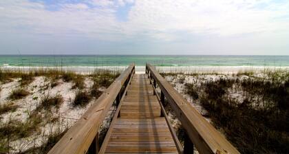 Spacious Gulf View Oasis with Modern Comfort- PSV1