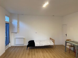1 bedroom, WiFi, bed sheets - Studio 2 Lits Simple (Gauriaguet)