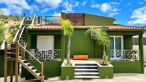 Exterior - Countryside Haven, Between Lagos and Praia da Luz & Along the Ecovia Bike Trail (Lagos)
