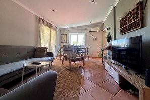 تلفزيون ذكي، شاشة كمبيوتر، طابعة