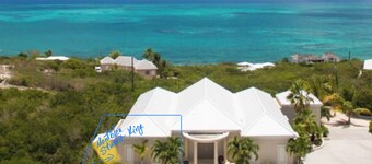 ParadiseOneVilla Suites - 2 Suites - 3 Bedrooms - Centrally Located