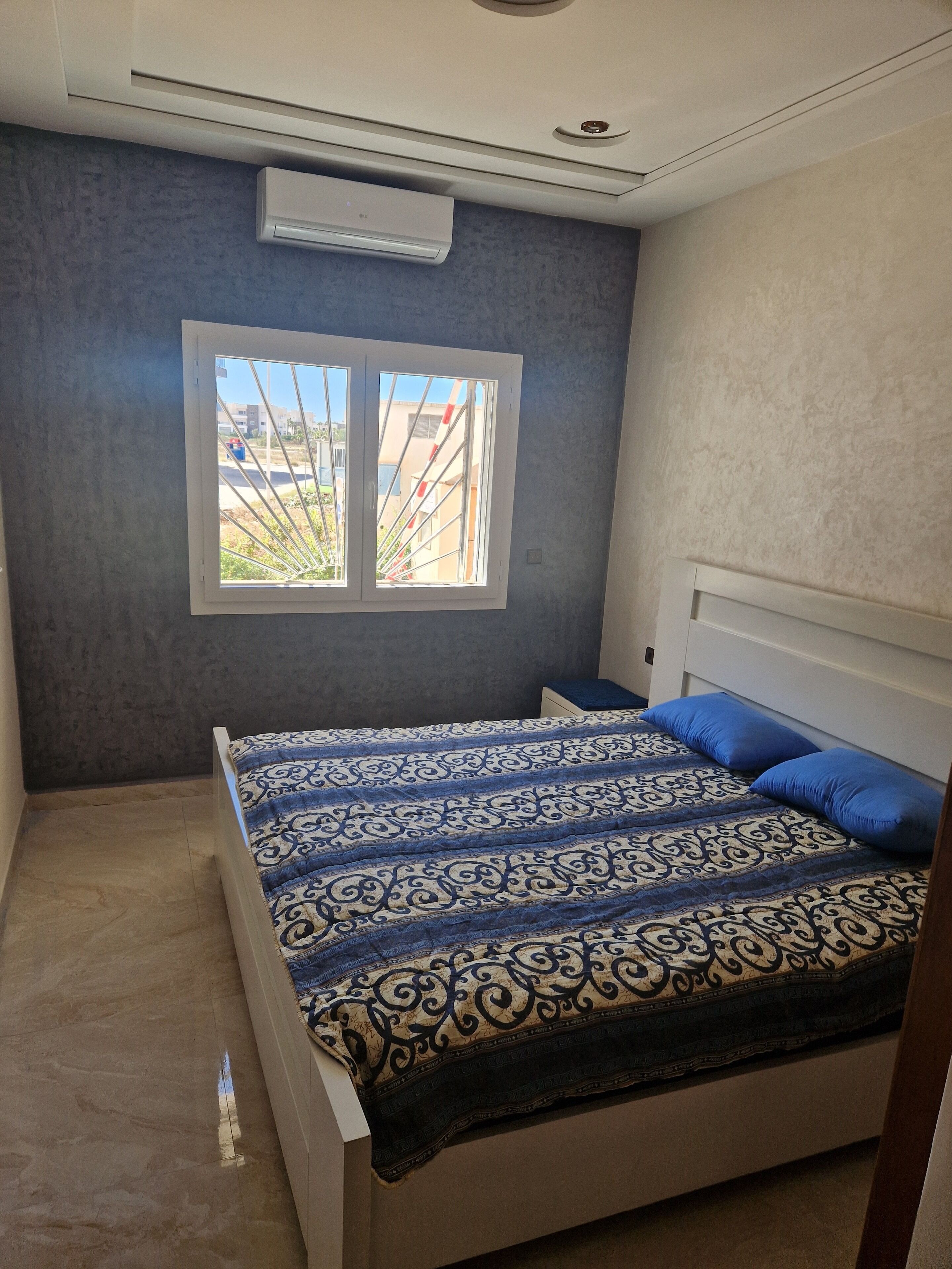 3 habitaciones y ropa de cama 