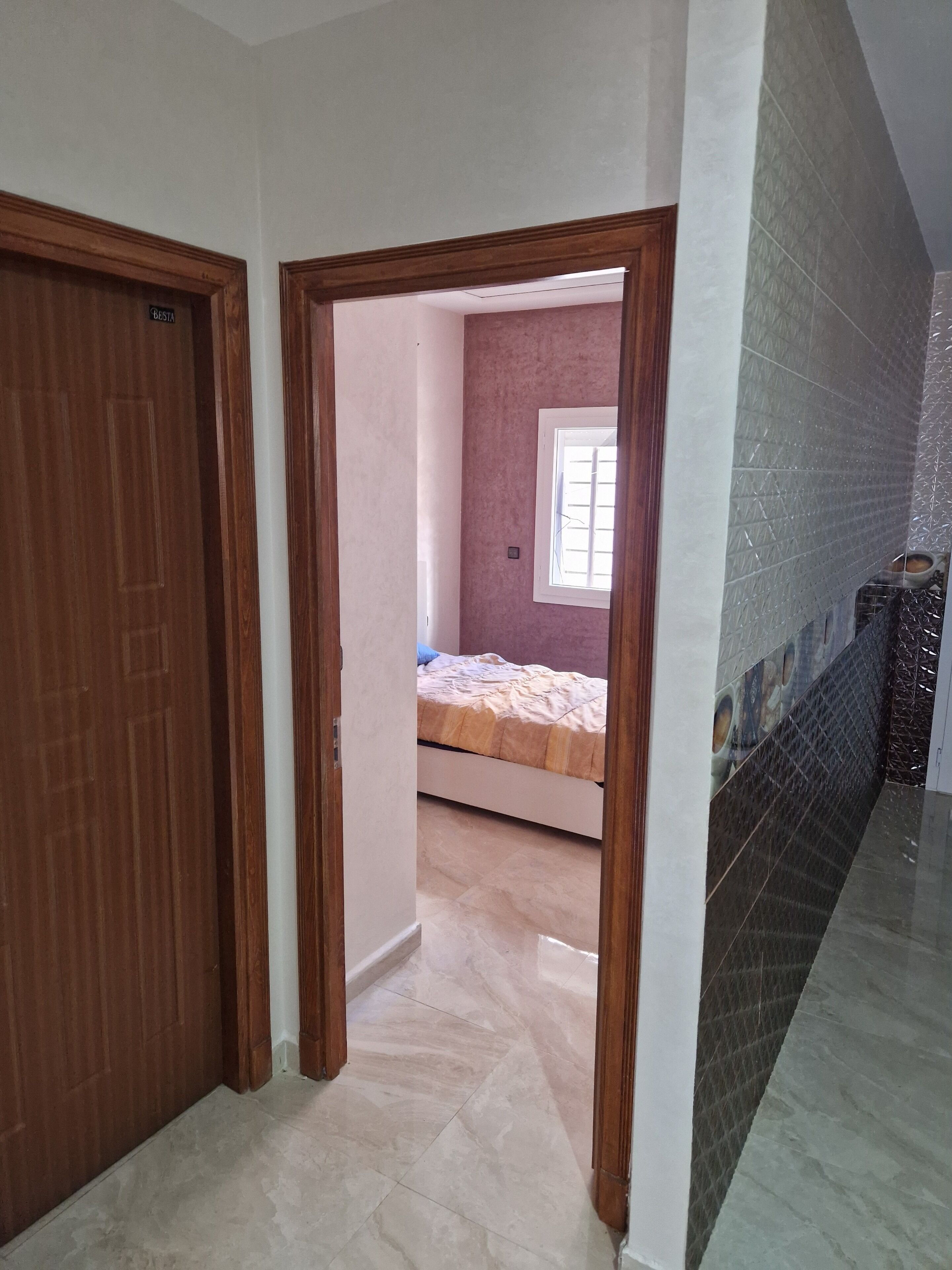 3 bedrooms, bed sheets