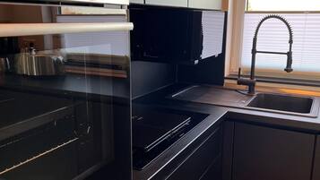 City-Apartment, Parkblick | Eigene Küche