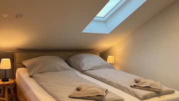 City Condo, Park View | 2 bedrooms, bed sheets