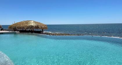 Palacio del Mar by Rocky Host