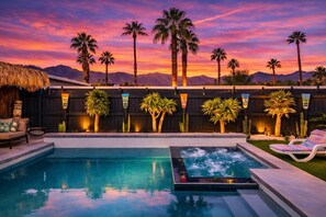 Outdoor pool, pool loungers - The Rosemary House La Quinta No.218742 (La Quinta)