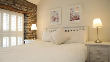 2 chambres, fer et planche à repasser, accès Internet, draps fournis