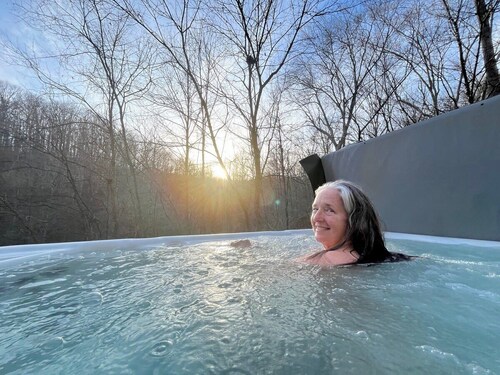 LakeTrail Cabin suite w/hottub opt LT1