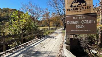 Enceinte de lâhĂ©bergement