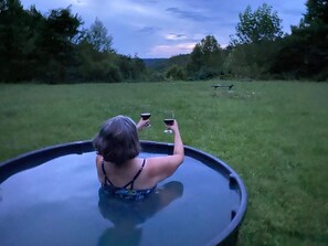 Bain à remous extérieur