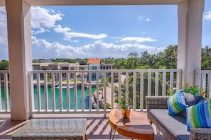 Property grounds - Relaxing Waterfront Getaway in Puerto Aventuras (Puerto Aventuras)