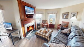 Smart TV, fireplace - AS 228-230: Ski-In/Out | Pool View | Hot Tub | Sleeps 8 (Snowshoe)