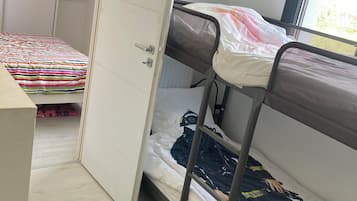 2 多间卧室、床单