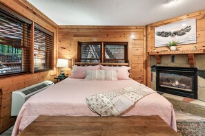 2 chambres, fer et planche à repasser, lit parapluie, Wi-Fi gratuit