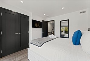 3 chambres, bureau, fer et planche à repasser, Wi-Fi gratuit