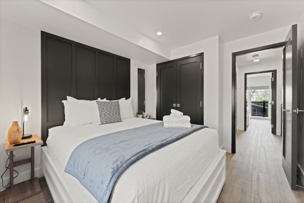 Queen Bedroom