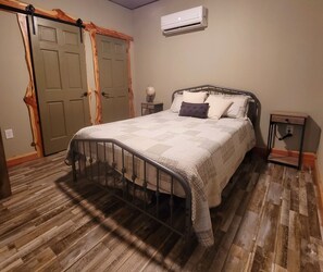 1 dormitorio y ropa de cama