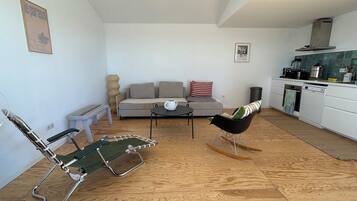 Télévision à écran plat