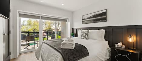 3 bedrooms, desk, iron/ironing board, free WiFi