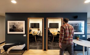 Interior - Snoqualmie cabin and sanua - 5 mins to skiing (Snoqualmie Pass)