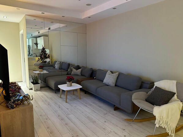 55-inch LED TV with digital channels, Netflix, streaming services