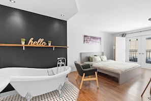 3 bedrooms, iron/ironing board, travel cot, WiFi - The redbull logdge (Québec)