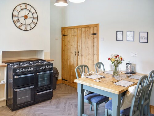 2 bedroom accommodation in Aspatria
