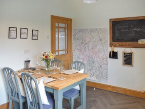 Dining - 2 bedroom accommodation in Aspatria (Aspatria)