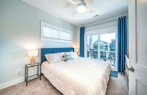 5 bedrooms, iron/ironing board, WiFi, bed sheets